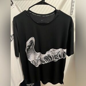 NIKE running division shirt